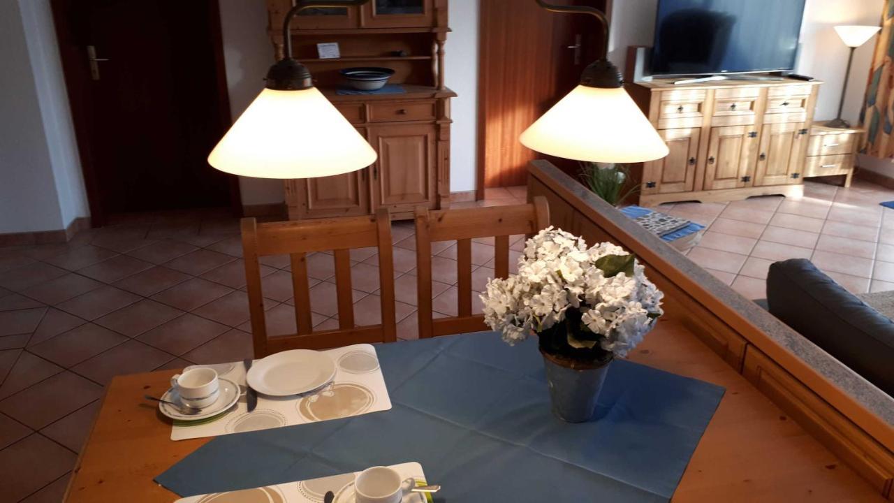 Appartment Haus Glowe - Wohnung 11 - 300 M Zum Strand Klein Gelm Kültér fotó