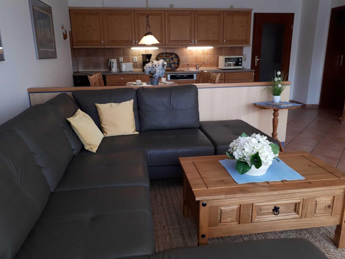 Appartment Haus Glowe - Wohnung 11 - 300 M Zum Strand Klein Gelm Kültér fotó